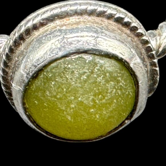 Artisan made Ring 925 Silver and Green Idocrase Round Stone size 6.5 - Picture 3 of 8